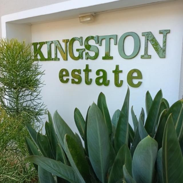 Newly Renovated 2 Bed Apartment - Kingston Estate Ballito Exterior photo